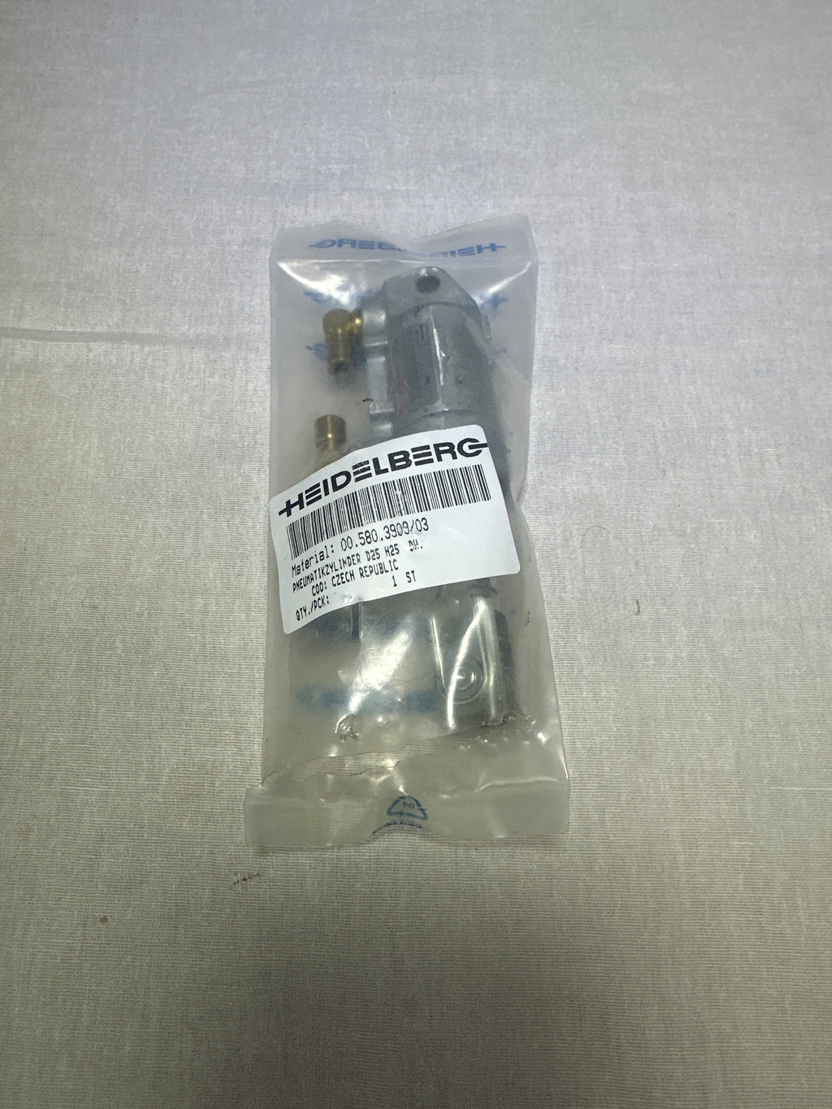 Heidelberg Pneumatic Cylinder D25 H25 — 00.580.3909/03_Printers_Parts_&_Equipment_USA