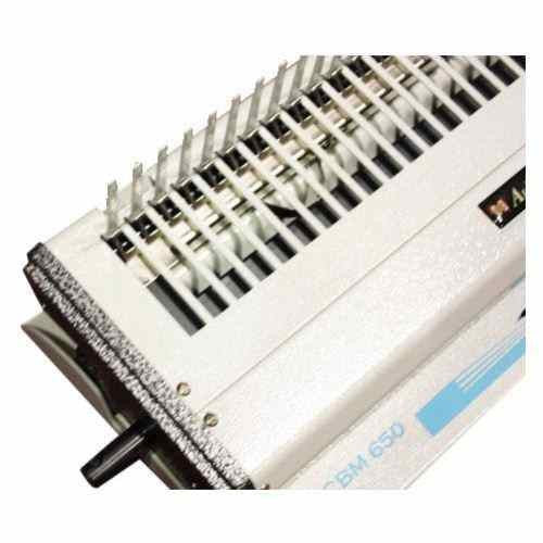 Akiles CBM650 Modular Plastic Comb Opener